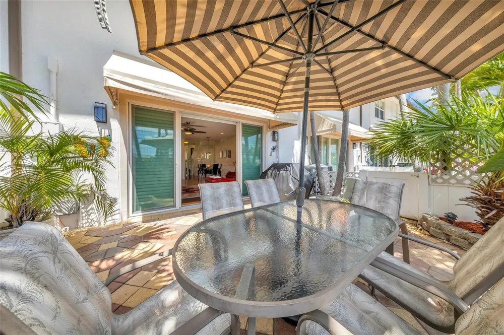 1327 SE 3rd Avenue Pompano Beach, FL 33060