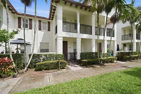 4501 Mimosa Terrace #1406