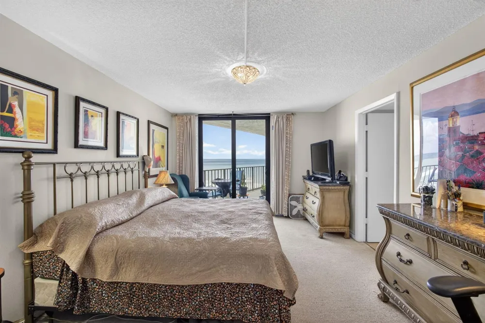 5420 Ocean Drive #1201 Singer Island, FL 33404