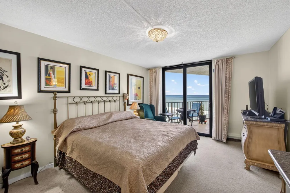 5420 Ocean Drive #1201 Singer Island, FL 33404