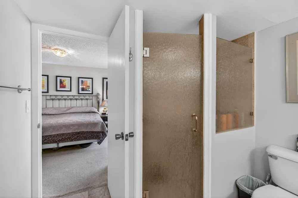 5420 Ocean Drive #1201 Singer Island, FL 33404