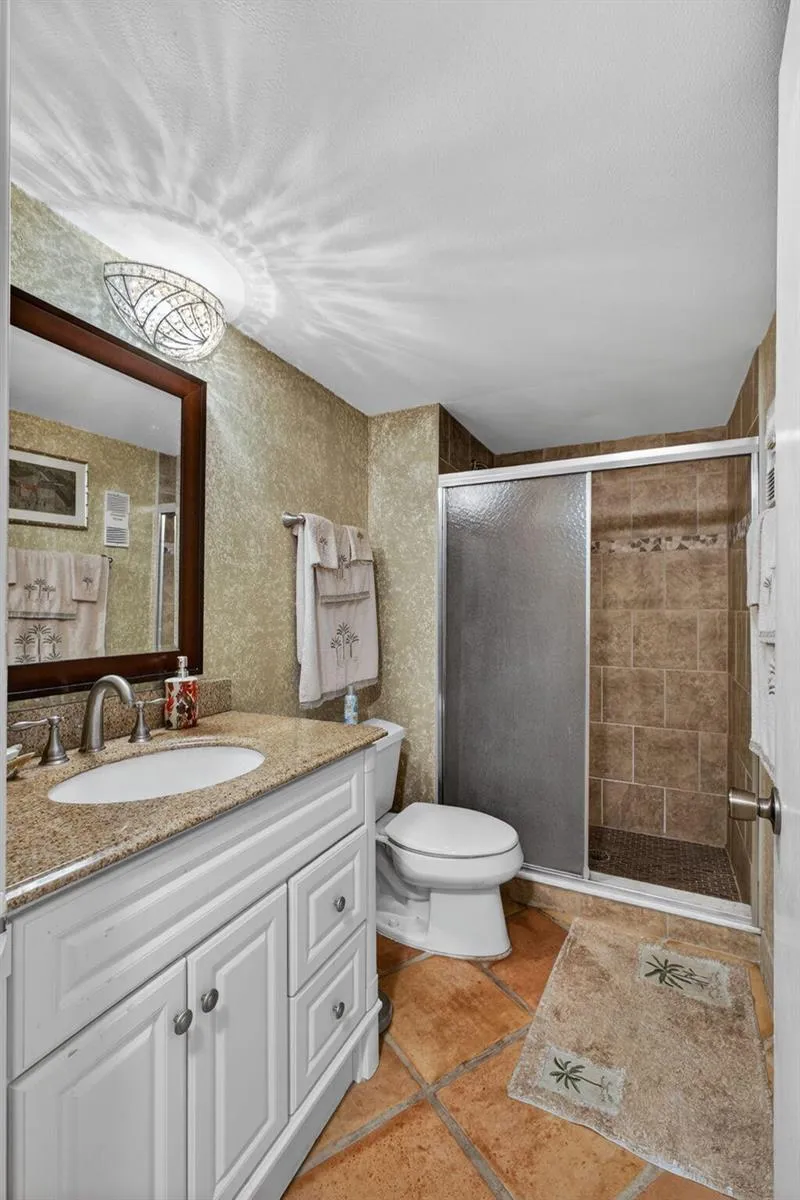 5420 Ocean Drive #1201 Singer Island, FL 33404