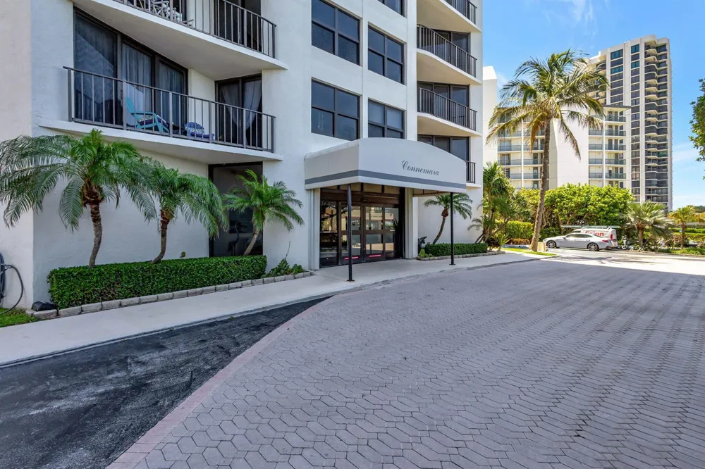 5420 Ocean Drive #1201 Singer Island, FL 33404