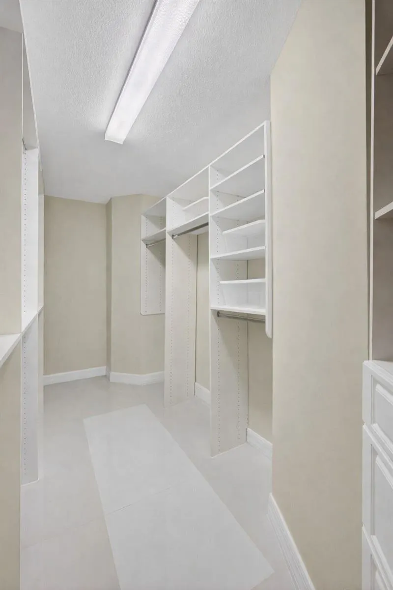 3000 Ocean Drive #2 F Singer Island, FL 33404
