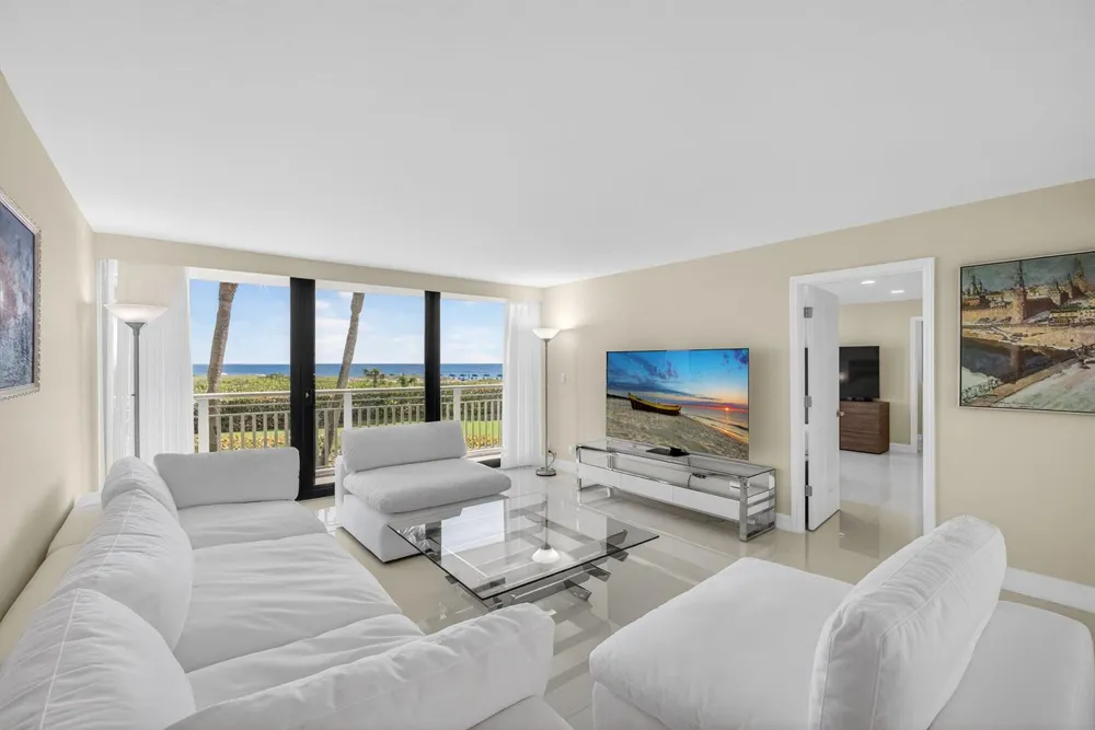 3000 Ocean Drive #2 F Singer Island, FL 33404