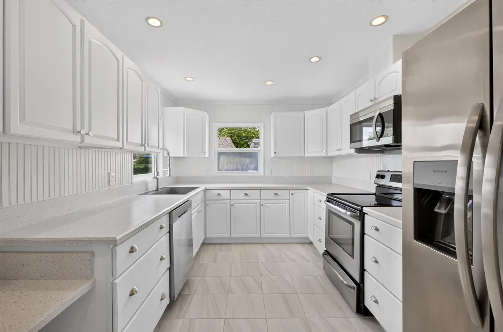 241 14th Place Vero Beach, FL 32960