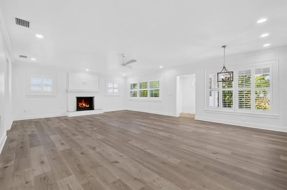 241 14th Place Vero Beach, FL 32960