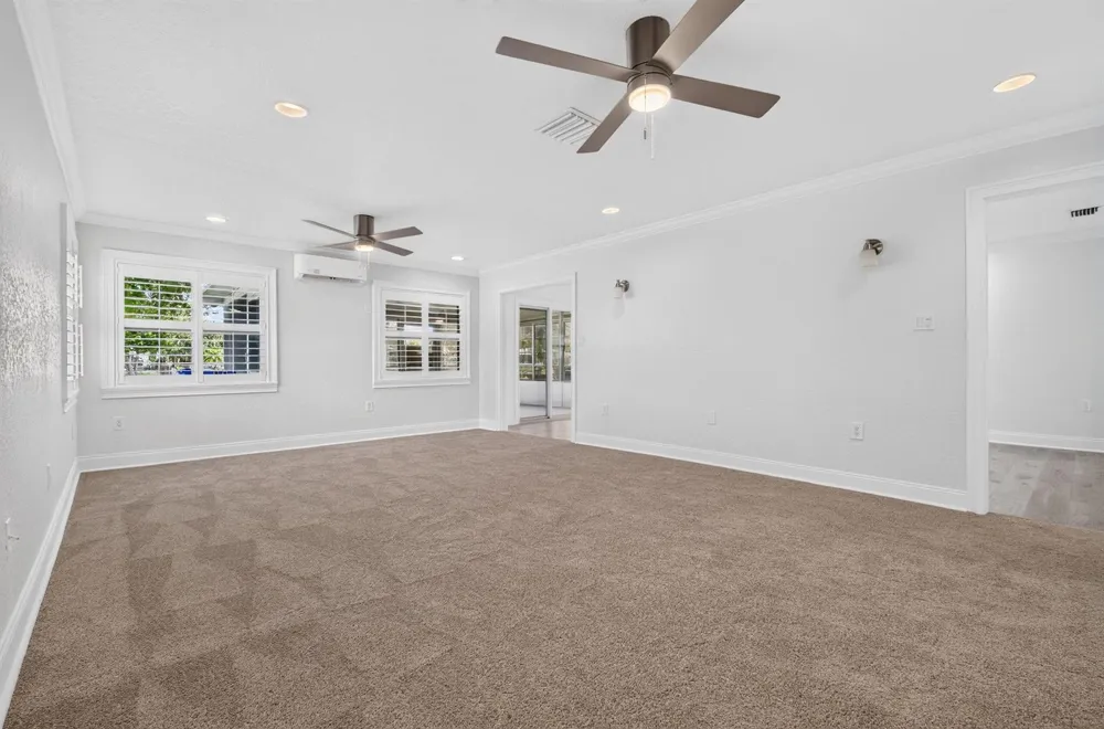 241 14th Place Vero Beach, FL 32960