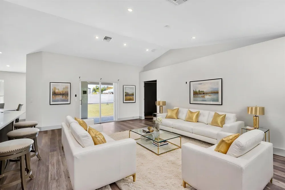 610 SE 21st Lane Cape Coral, FL 33990
