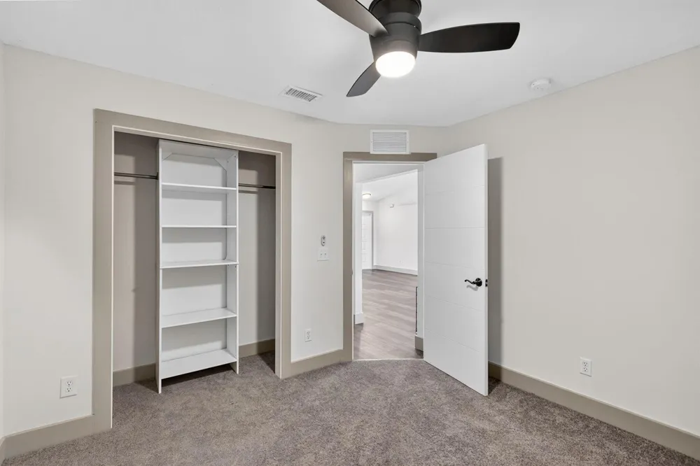 610 SE 21st Lane Cape Coral, FL 33990