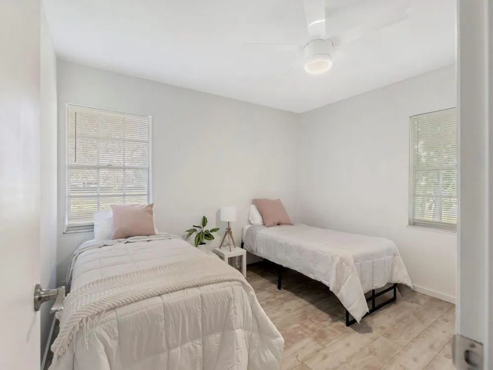 8530 8th Street Vero Beach, FL 32968