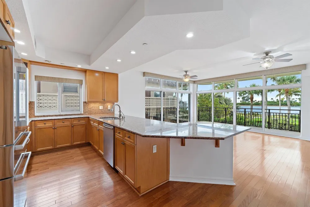 314 Inlet Way #101 Palm Beach Shores, FL 33404