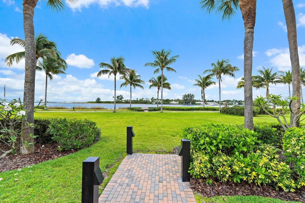 314 Inlet Way #101 Palm Beach Shores, FL 33404