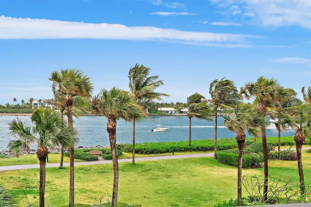 314 Inlet Way #101 Palm Beach Shores, FL 33404