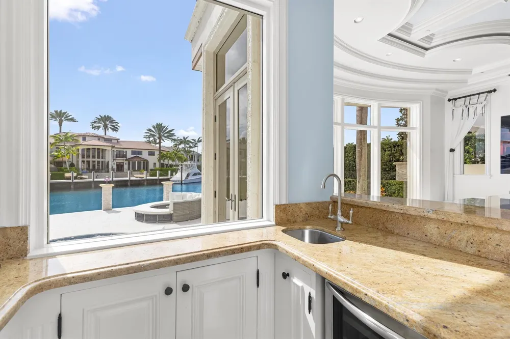 3201 NE 27th Avenue Lighthouse Point, FL 33064