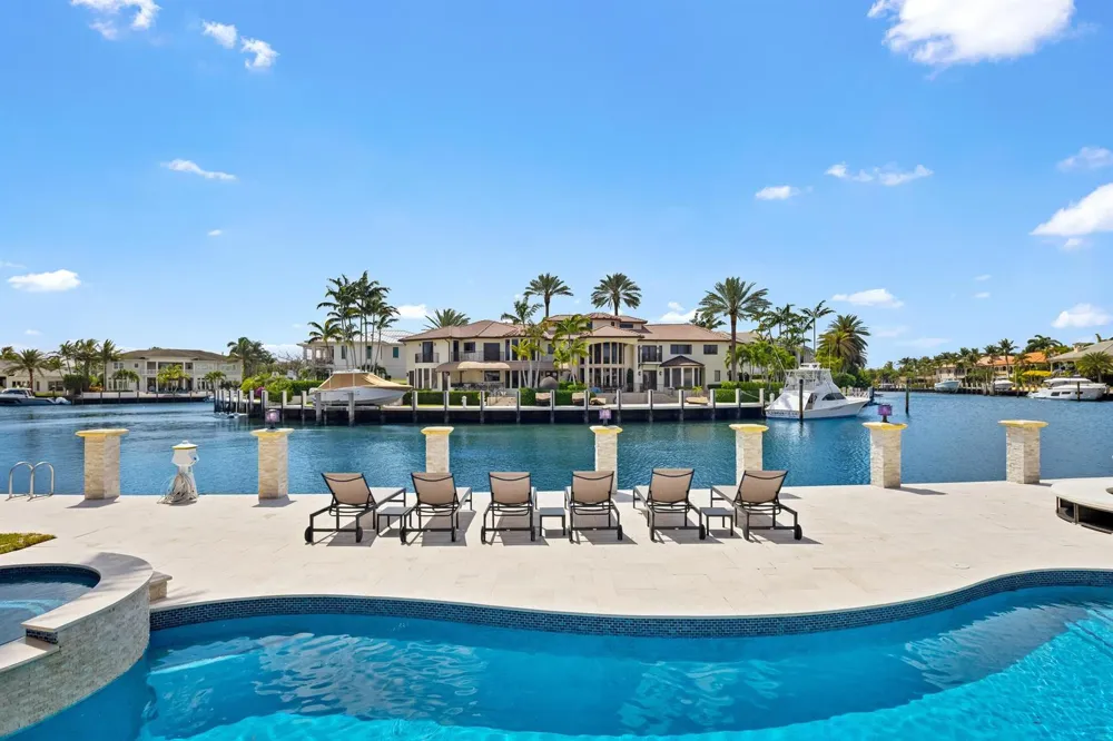 3201 NE 27th Avenue Lighthouse Point, FL 33064