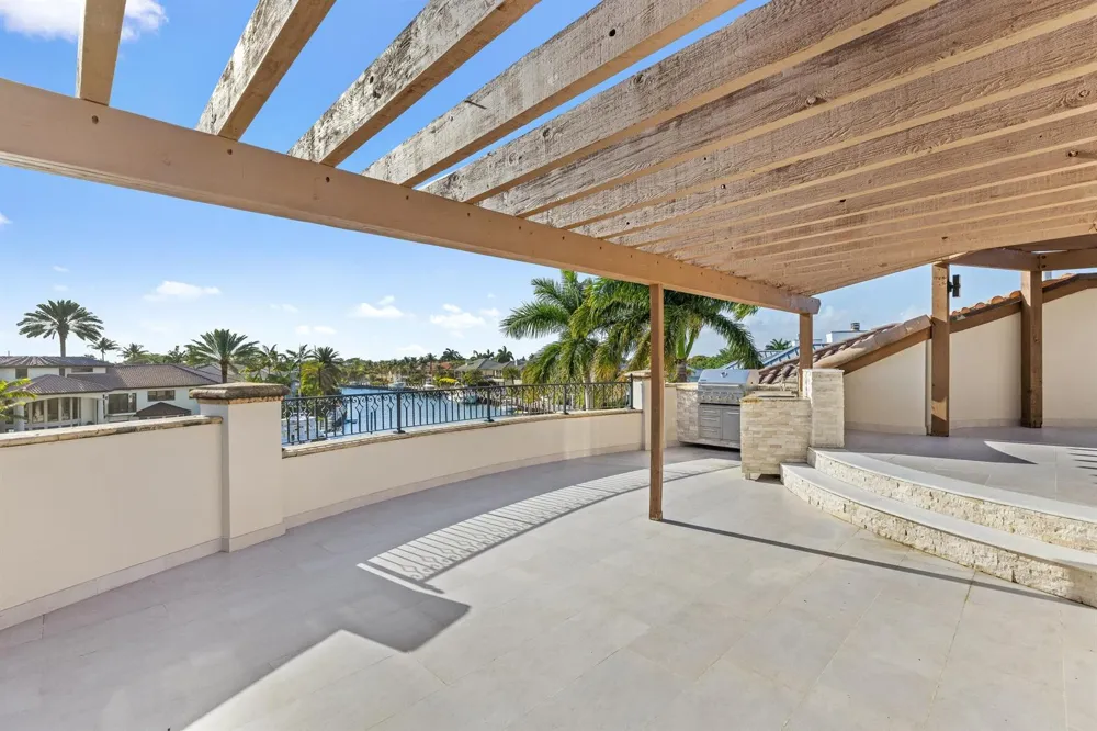 3201 NE 27th Avenue Lighthouse Point, FL 33064