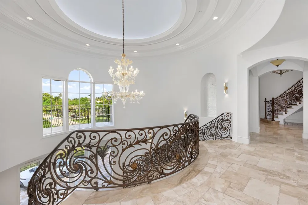 3201 NE 27th Avenue Lighthouse Point, FL 33064