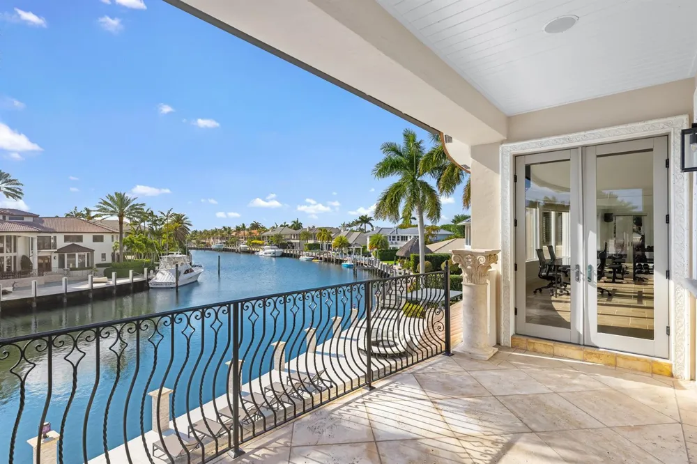 3201 NE 27th Avenue Lighthouse Point, FL 33064