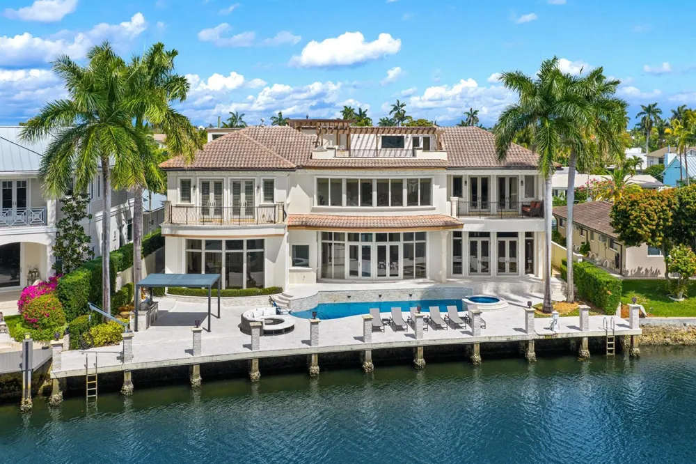 3201 NE 27th Avenue Lighthouse Point, FL 33064