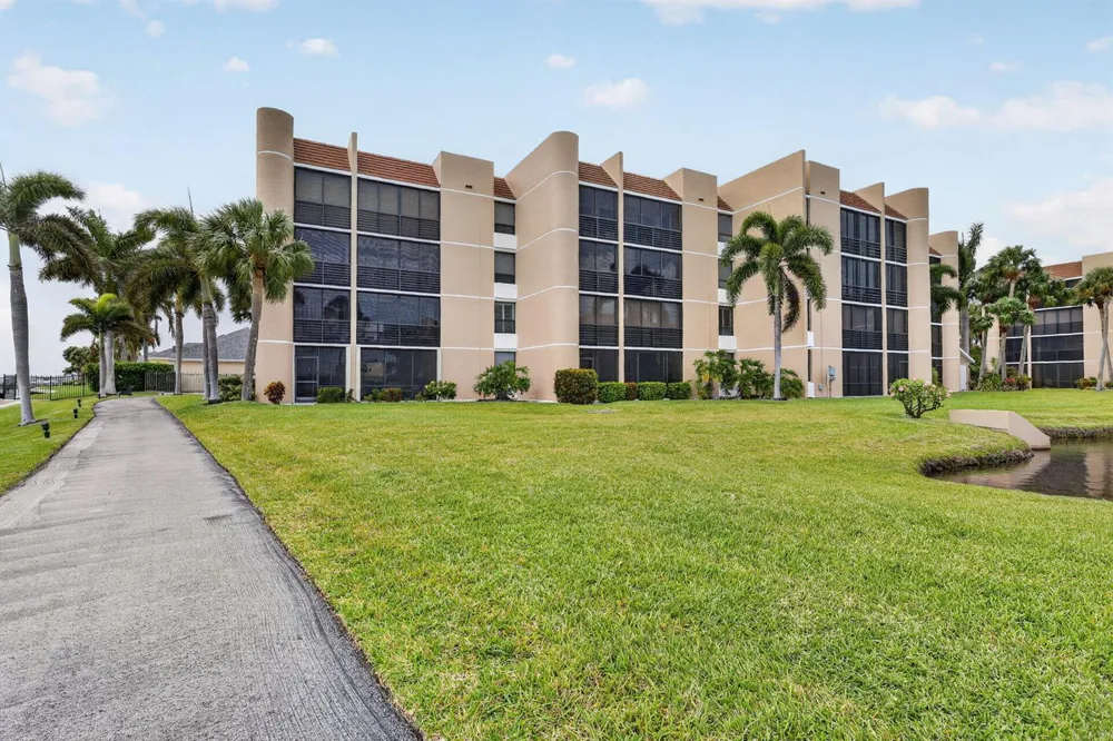 3382 NE Causeway Boulevard #7-403 Jensen Beach, FL 34957