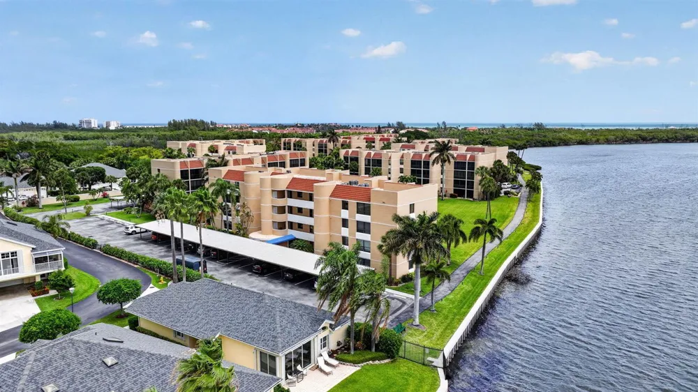 3382 NE Causeway Boulevard #7-403 Jensen Beach, FL 34957