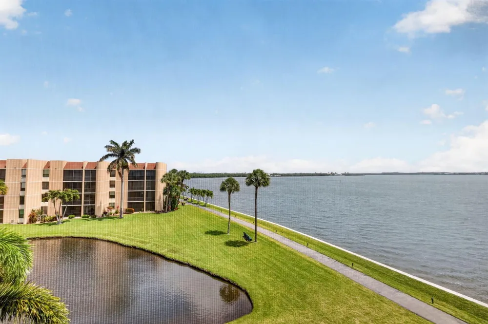 3382 NE Causeway Boulevard #7-403 Jensen Beach, FL 34957