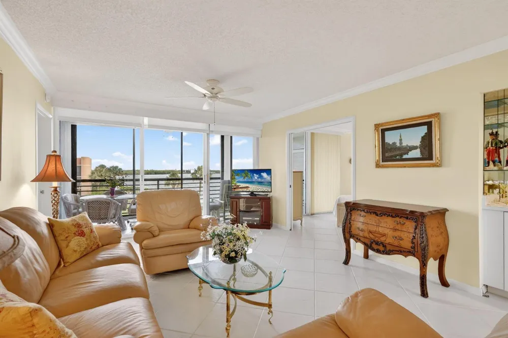 3382 NE Causeway Boulevard #7-403 Jensen Beach, FL 34957