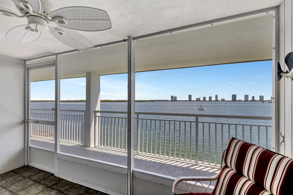 100 Shore Court #304 North Palm Beach, FL 33408