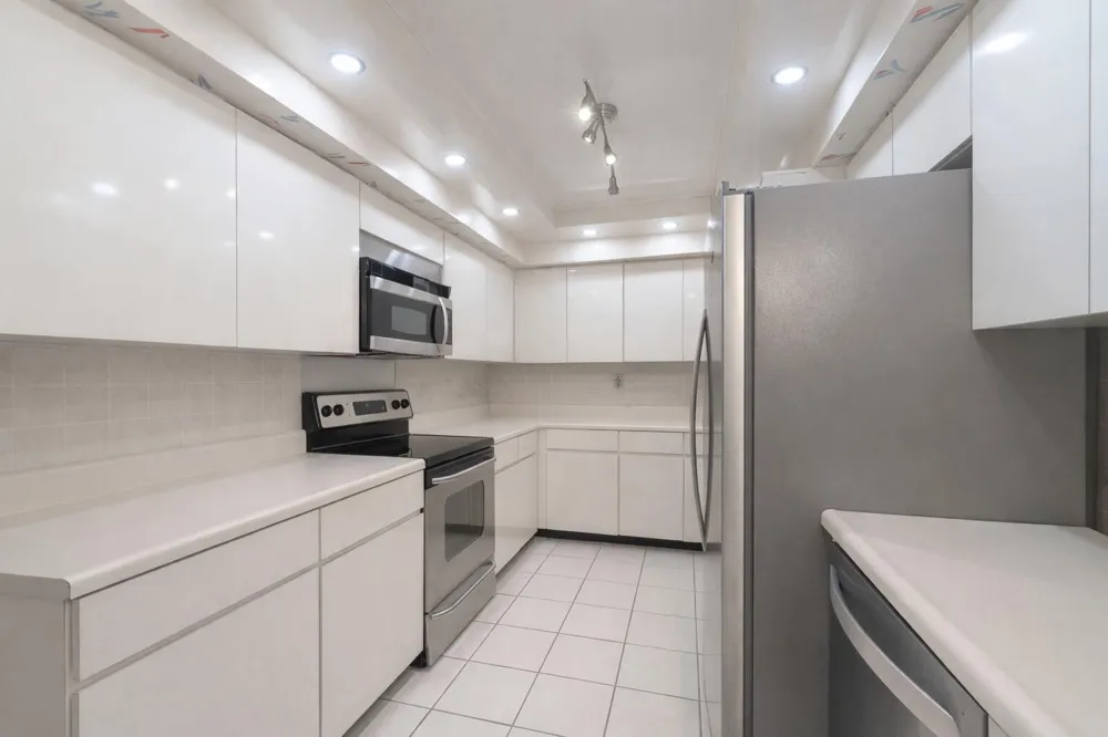 1155 Hillsboro Mile #502 Hillsboro Beach, FL 33062