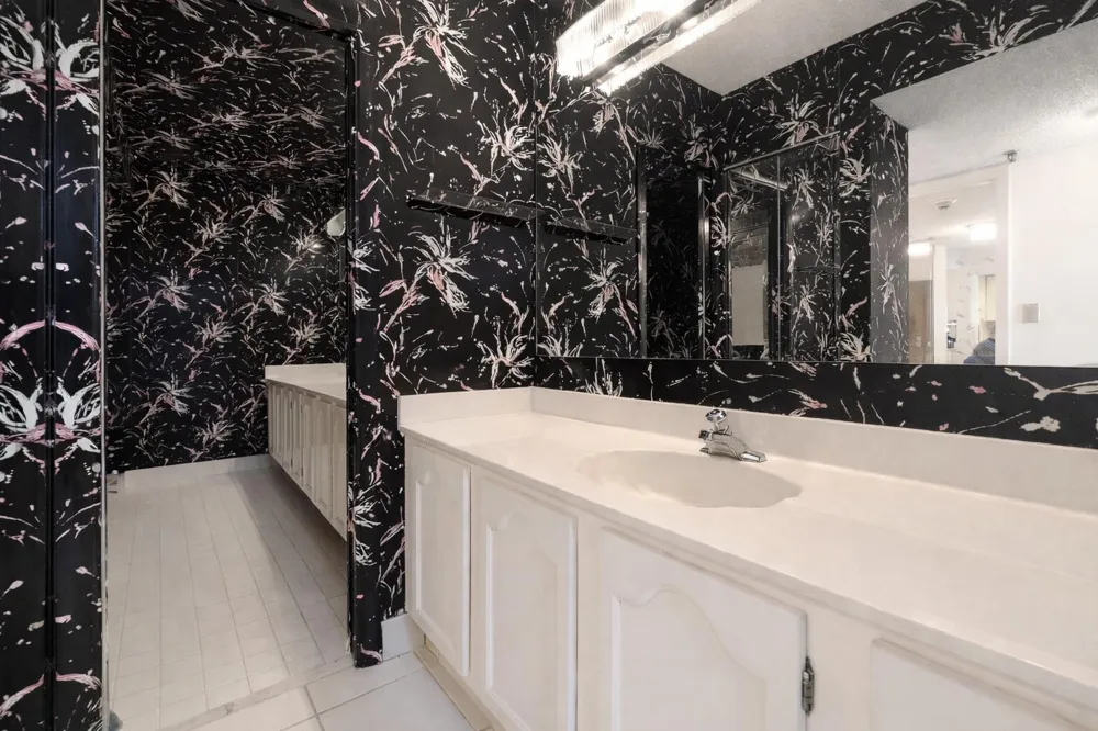 1155 Hillsboro Mile #502 Hillsboro Beach, FL 33062