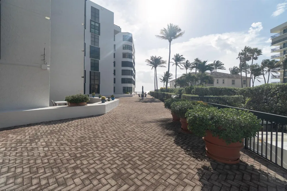 1155 Hillsboro Mile #502 Hillsboro Beach, FL 33062