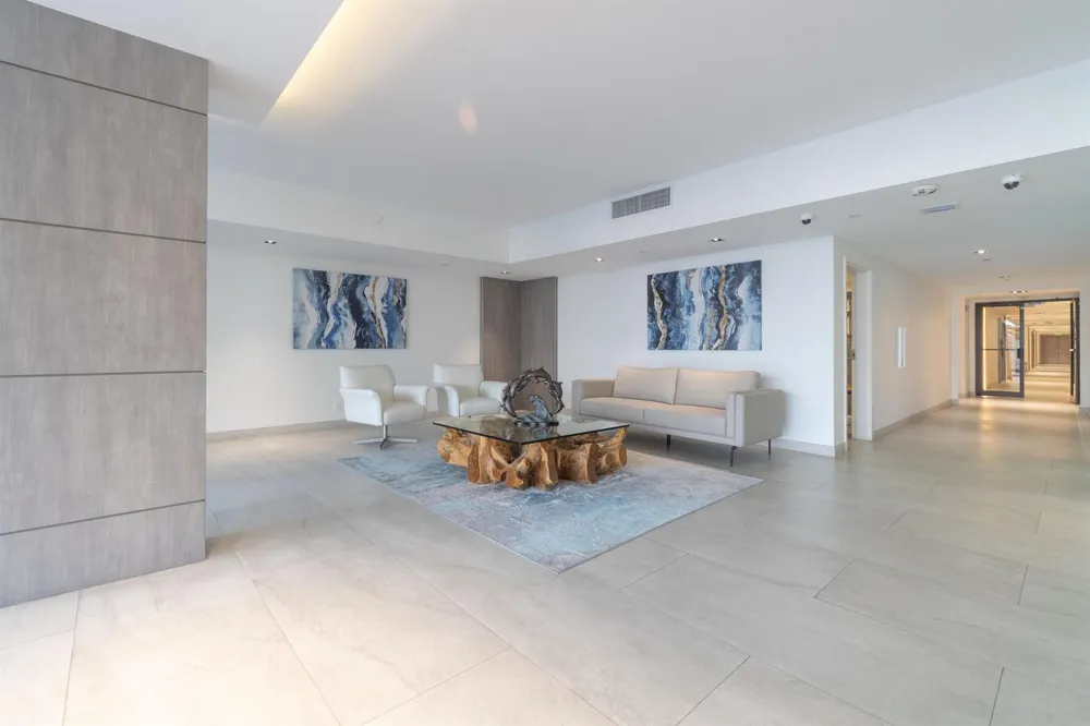 1155 Hillsboro Mile #502 Hillsboro Beach, FL 33062
