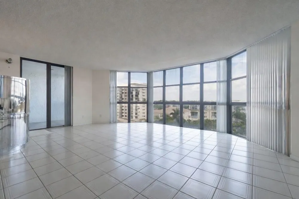 1155 Hillsboro Mile #502 Hillsboro Beach, FL 33062