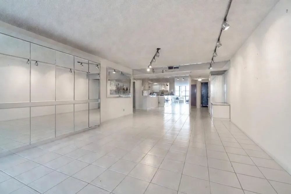 1155 Hillsboro Mile #502 Hillsboro Beach, FL 33062