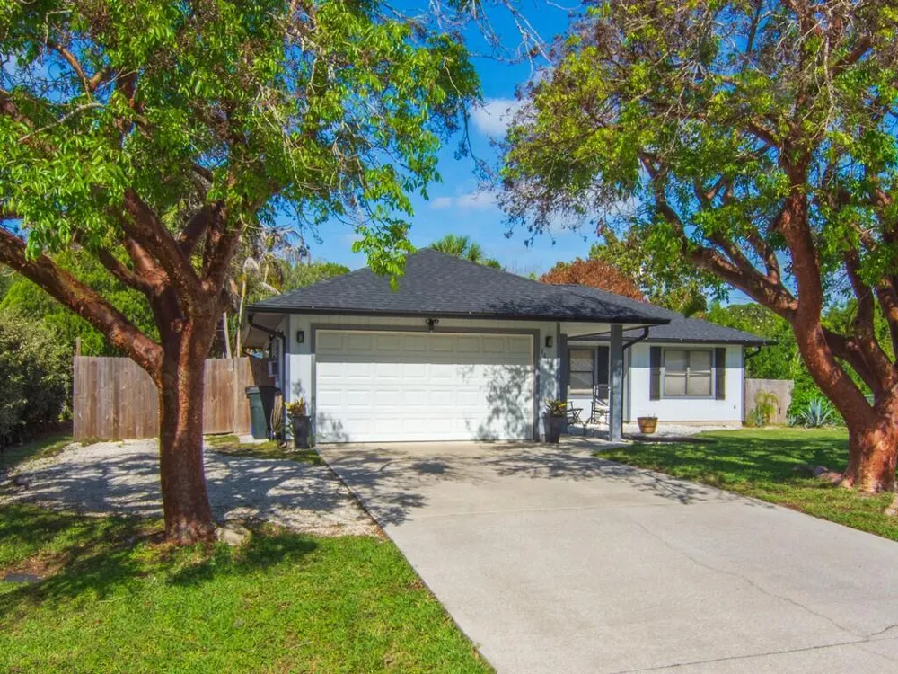 1415 34th Avenue Vero Beach, FL 32960