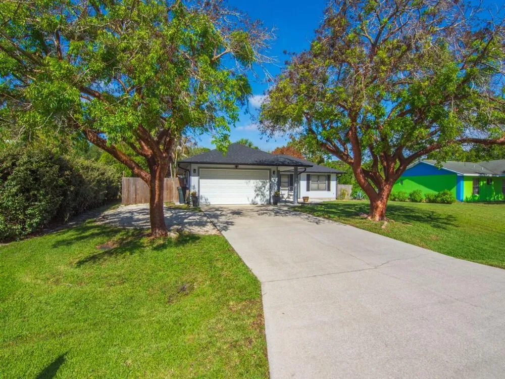 1415 34th Avenue Vero Beach, FL 32960