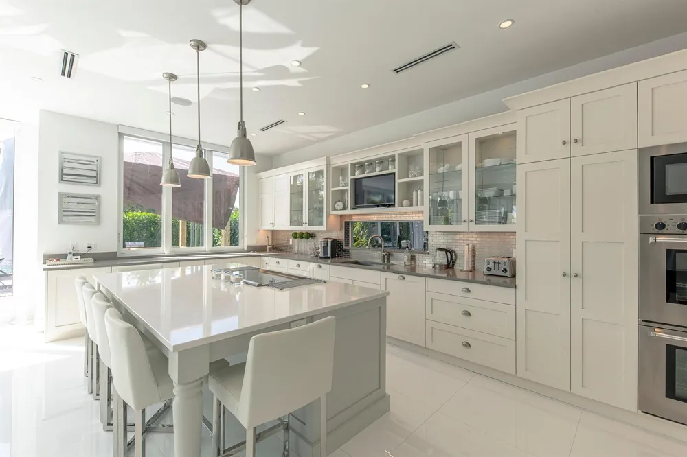 701 Flamingo Drive Fort Lauderdale, FL 33301