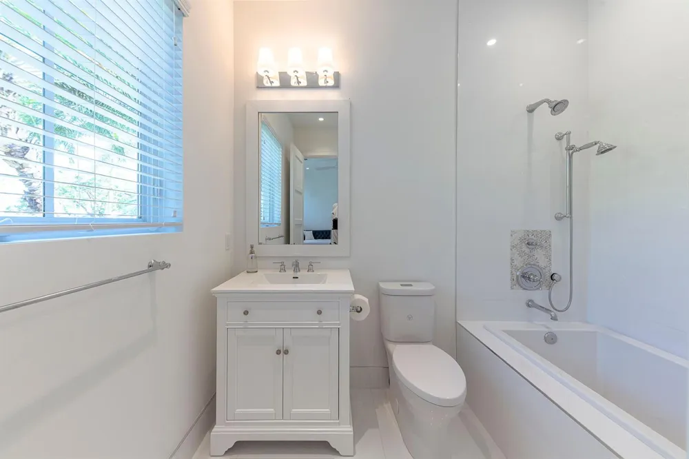 701 Flamingo Drive Fort Lauderdale, FL 33301