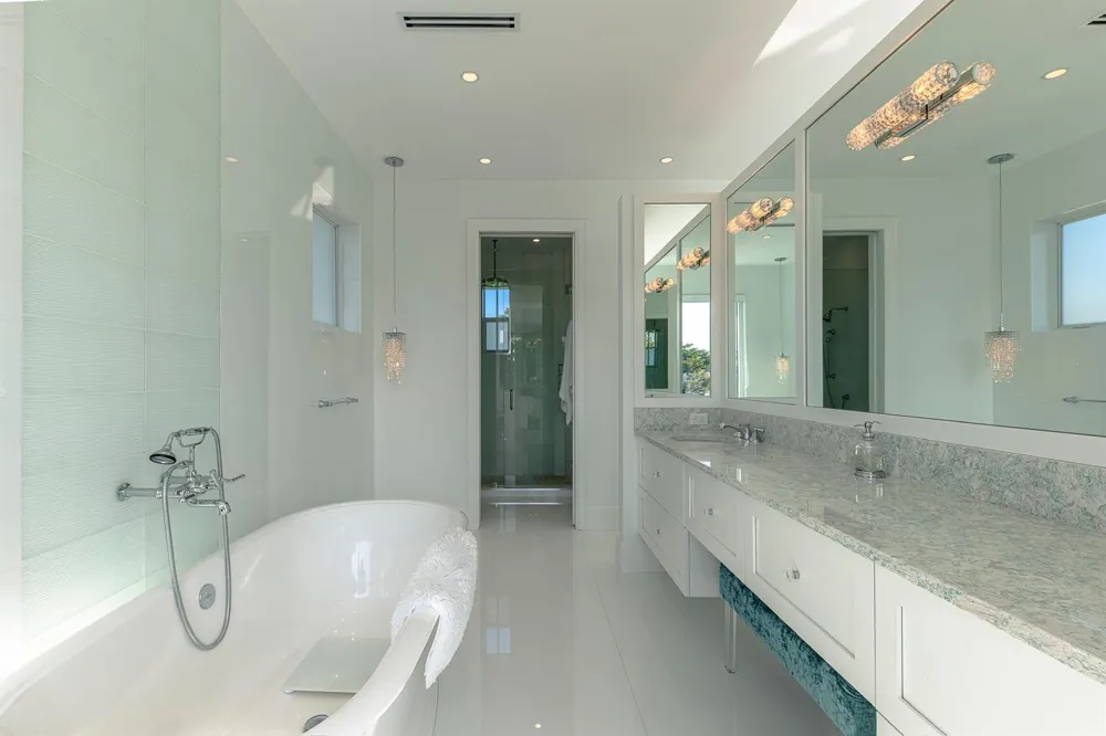 701 Flamingo Drive Fort Lauderdale, FL 33301