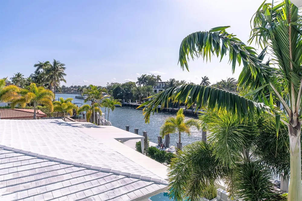 701 Flamingo Drive Fort Lauderdale, FL 33301