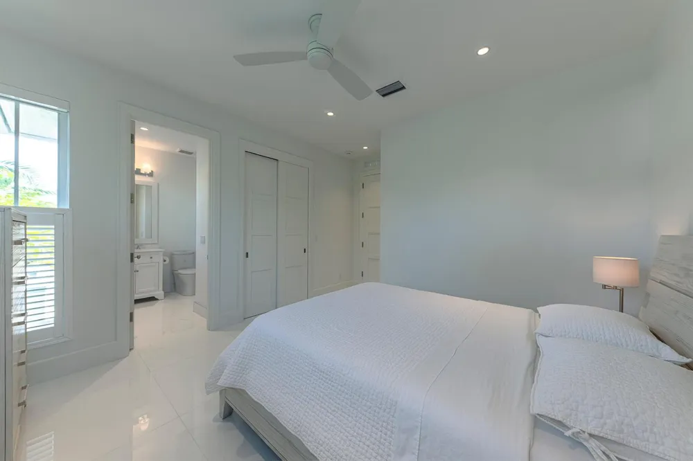 701 Flamingo Drive Fort Lauderdale, FL 33301