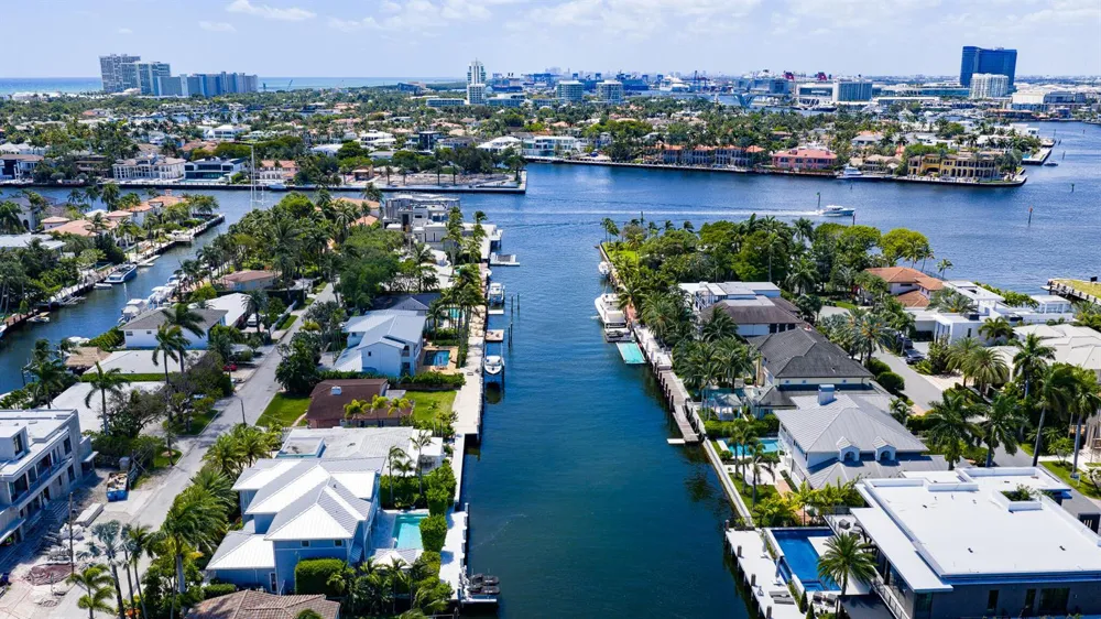 701 Flamingo Drive Fort Lauderdale, FL 33301