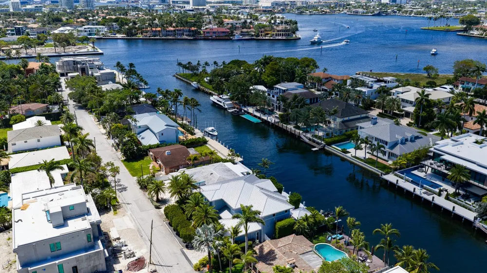 701 Flamingo Drive Fort Lauderdale, FL 33301