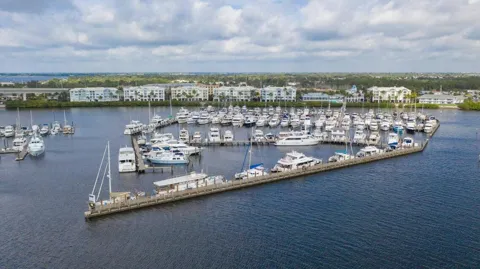 975 NW Flagler Avenue #403