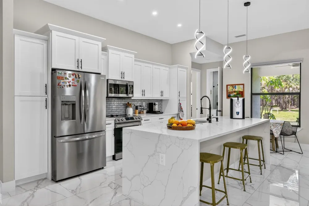3263 SE 40th Ave Avenue SE Naples, FL 34117