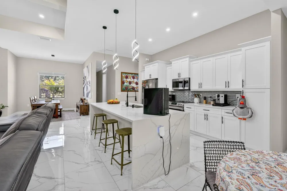 3263 SE 40th Ave Avenue SE Naples, FL 34117