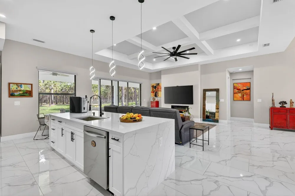 3263 SE 40th Ave Avenue SE Naples, FL 34117