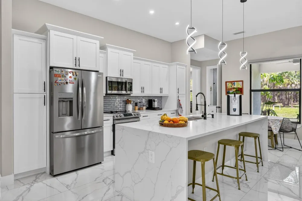 3263 SE 40th Ave Avenue SE Naples, FL 34117