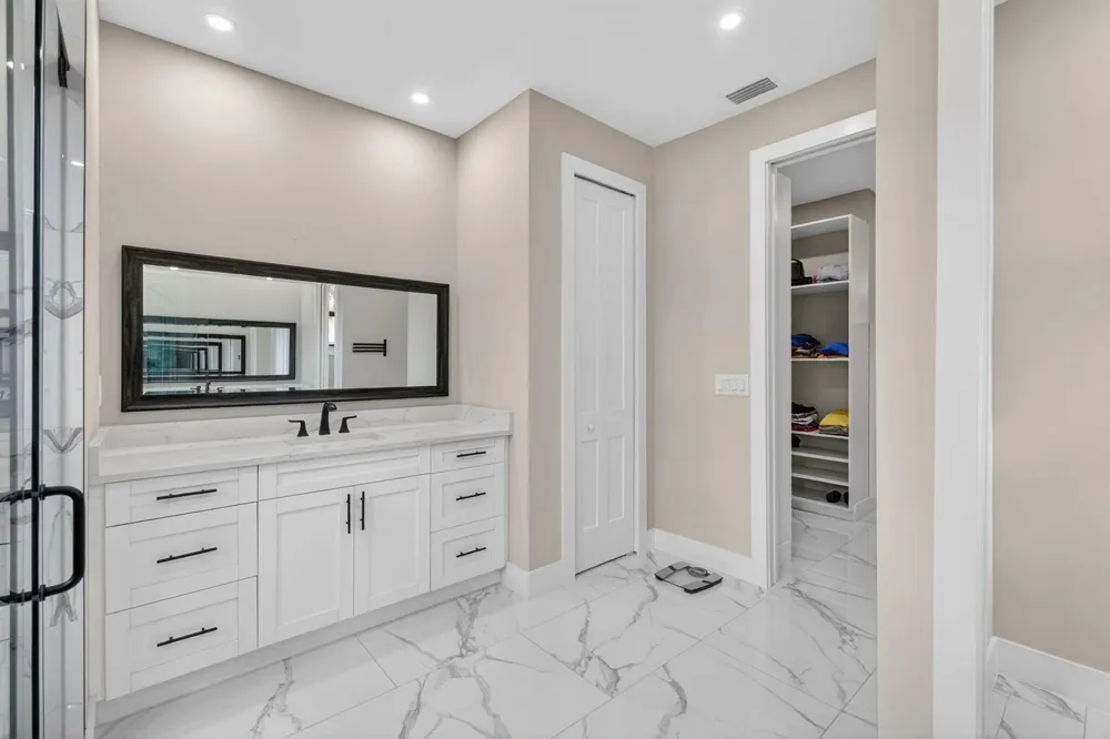 3263 SE 40th Ave Avenue SE Naples, FL 34117